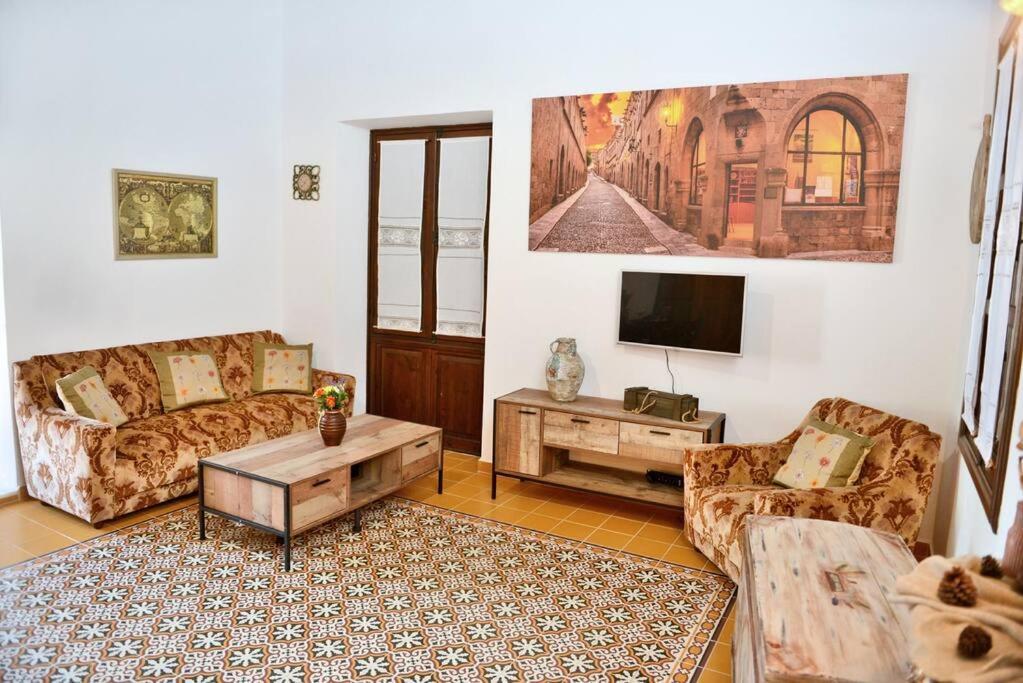 Meandros Suite In Old Town Rhodes City Esterno foto